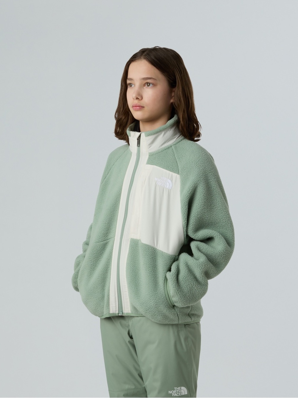 The North Face Girls Yumiori Full Zip Jacket in Slate Moss/white Size S (7/8)